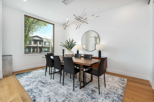 517 28 Avenue Nw, Calgary, AB - Indoor Photo Showing Dining Room