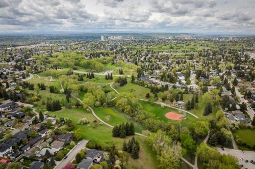 517 28 Avenue Nw, Calgary, AB - Outdoor With View