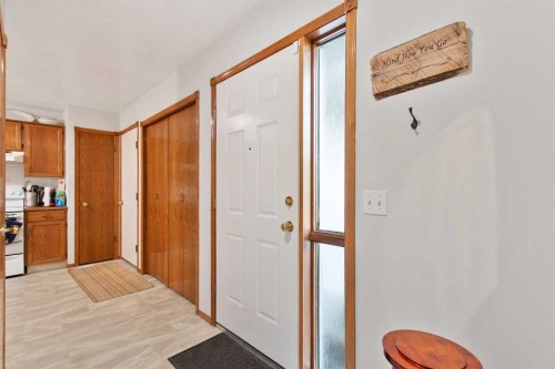 4102 Silverpark Estates Close, Olds, AB - Indoor Photo Showing Other Room