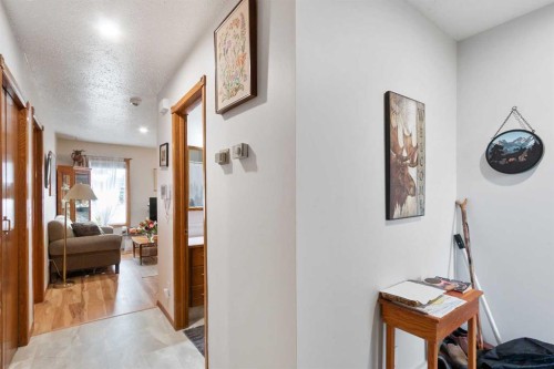 4102 Silverpark Estates Close, Olds, AB - Indoor Photo Showing Other Room