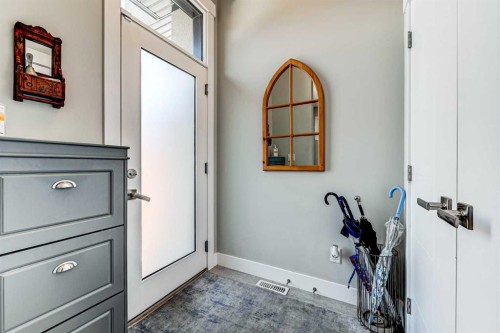 100 Burma Star Road Sw, Calgary, AB - Indoor Photo Showing Other Room