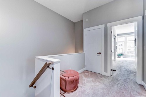 100 Burma Star Road Sw, Calgary, AB - Indoor Photo Showing Other Room