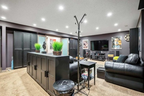 77 Elgin Meadows Manor Se, Calgary, AB - Indoor Photo Showing Other Room