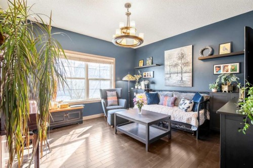 77 Elgin Meadows Manor Se, Calgary, AB - Indoor Photo Showing Living Room