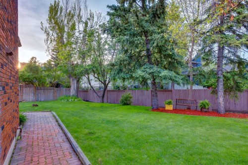 220 Oakridge Place Sw, Calgary, AB 