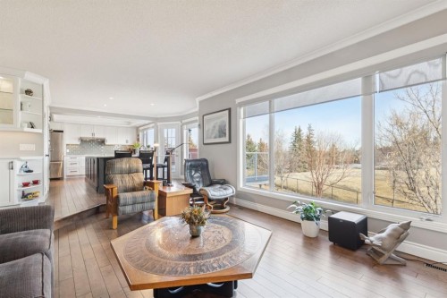 163 Edgebrook Close Nw, Calgary, AB - Indoor Photo Showing Living Room