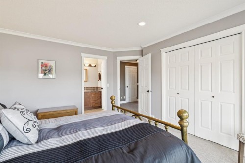 163 Edgebrook Close Nw, Calgary, AB - Indoor Photo Showing Bedroom
