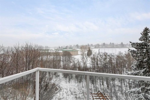 124 Strathbury Circle Sw, Calgary, AB - Outdoor