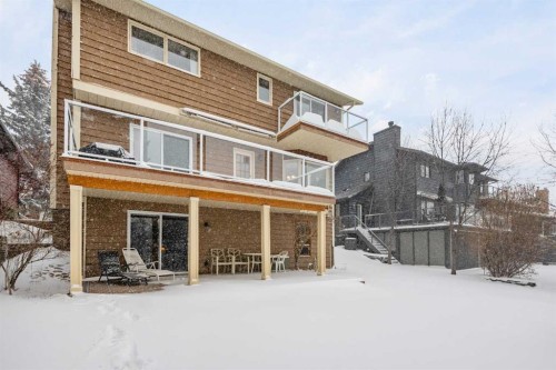 124 Strathbury Circle Sw, Calgary, AB - Outdoor