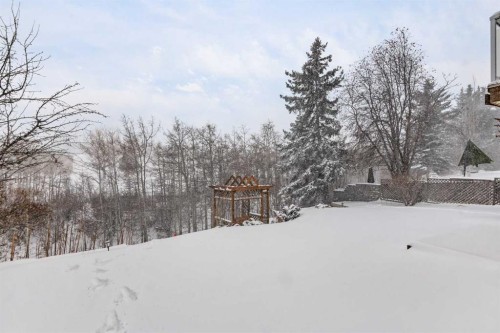 124 Strathbury Circle Sw, Calgary, AB - Outdoor