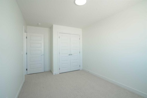 212 Lakewood Crescent, Strathmore, AB - Indoor Photo Showing Other Room