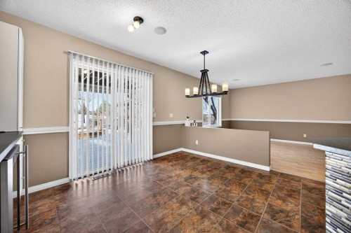 378 Panamount Drive Nw, Calgary, AB - Indoor Photo Showing Other Room