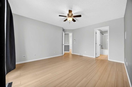 378 Panamount Drive Nw, Calgary, AB - Indoor Photo Showing Other Room
