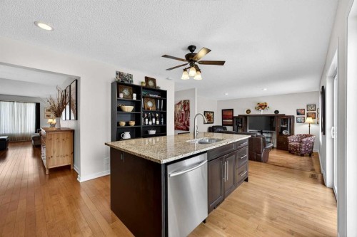 91 Hawkley Valley Road Nw, Calgary, AB - Indoor Photo Showing Kitchen With Double Sink