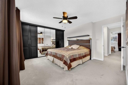 91 Hawkley Valley Road Nw, Calgary, AB - Indoor Photo Showing Bedroom