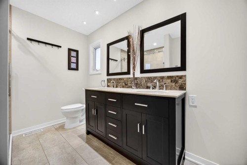 91 Hawkley Valley Road Nw, Calgary, AB - Indoor Photo Showing Bathroom