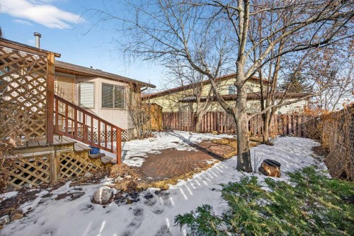 100 Strathcona Close Sw, Calgary, AB - Outdoor