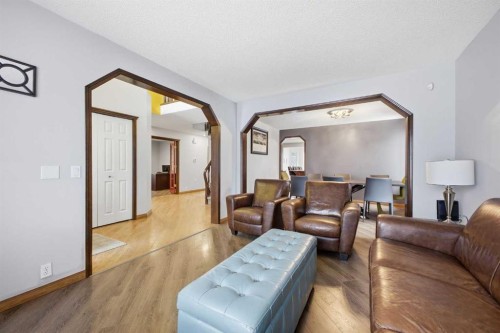46 Sunset Way Se, Calgary, AB - Indoor