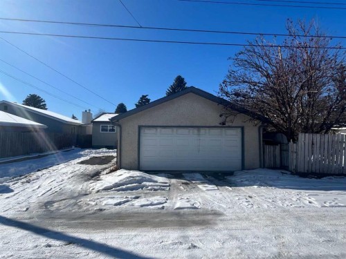 1258 Mardale Drive Ne, Calgary, AB - Outdoor