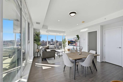 1007-930 16 Avenue Sw, Calgary, AB - Indoor Photo Showing Dining Room