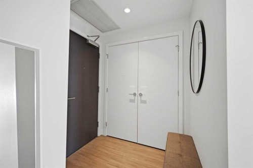 1007-930 16 Avenue Sw, Calgary, AB - Indoor Photo Showing Other Room