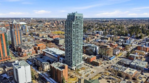 1007-930 16 Avenue Sw, Calgary, AB - Outdoor With View