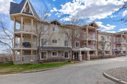 6113-70 Panamount Drive NW Calgary, AB T3K 6G7