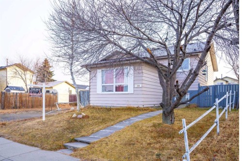 144 Whitmire Road Ne, Calgary, AB - Outdoor