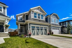 32 Magnolia Heath SE Calgary, AB T3M 2Z7