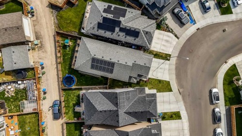 32 Magnolia Heath Se, Calgary, AB - Outdoor