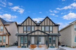 31 Elgin Meadows Park SE Calgary, AB T2Z 0M1