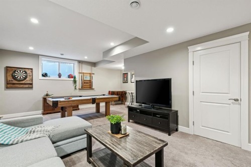 4804 21 Avenue Nw, Calgary, AB - Indoor
