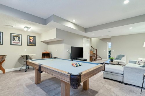 4804 21 Avenue Nw, Calgary, AB - Indoor Photo Showing Other Room