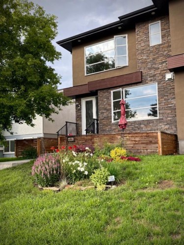 4804 21 Avenue Nw, Calgary, AB - Outdoor