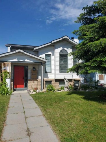 240 Riverbrook Way Se, Calgary, AB - Outdoor With Facade