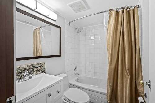 240 Riverbrook Way Se, Calgary, AB - Indoor Photo Showing Bathroom
