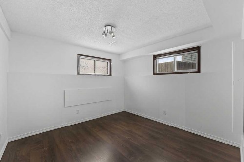 240 Riverbrook Way Se, Calgary, AB - Indoor Photo Showing Other Room