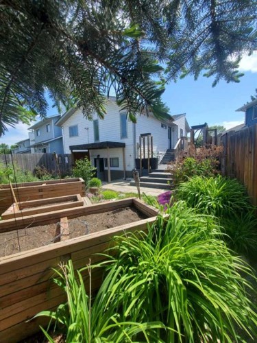 240 Riverbrook Way Se, Calgary, AB - Outdoor