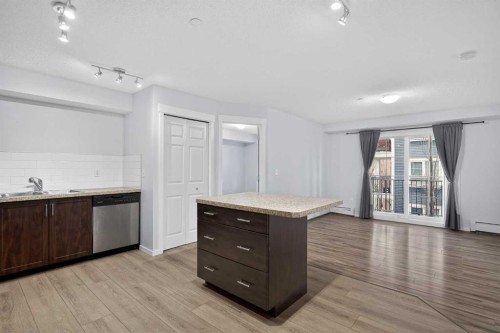 2208-279 Copperpond Common Se, Calgary, AB - Indoor Photo Showing Other Room