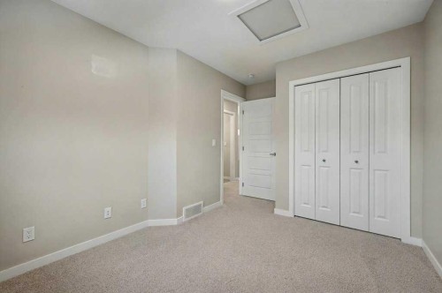 228 Walgrove Way Se, Calgary, AB - Indoor