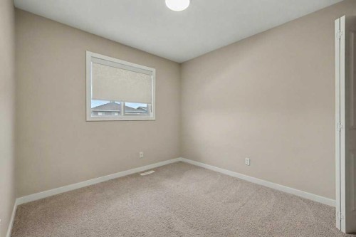 228 Walgrove Way Se, Calgary, AB - Indoor Photo Showing Other Room
