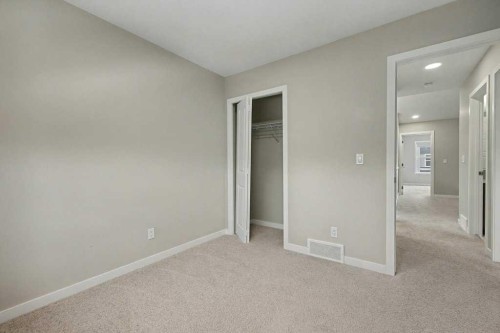 228 Walgrove Way Se, Calgary, AB - Indoor Photo Showing Other Room