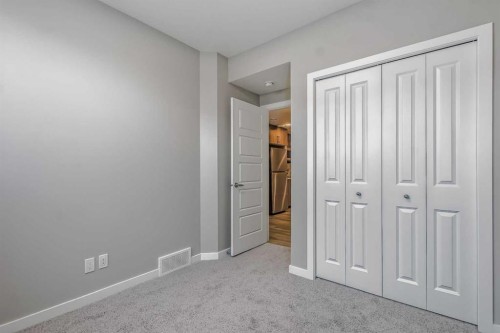 228 Walgrove Way Se, Calgary, AB - Indoor
