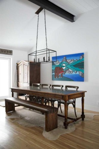 64 Hartford Road Nw, Calgary, AB - Indoor Photo Showing Other Room