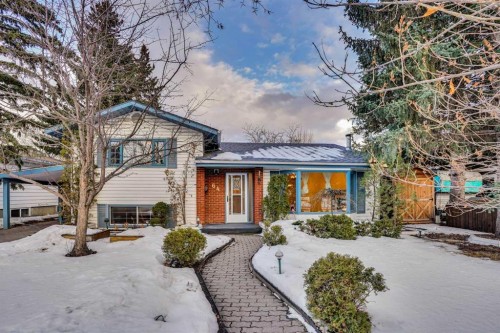 64 Hartford Road Nw, Calgary, AB - Outdoor With Facade