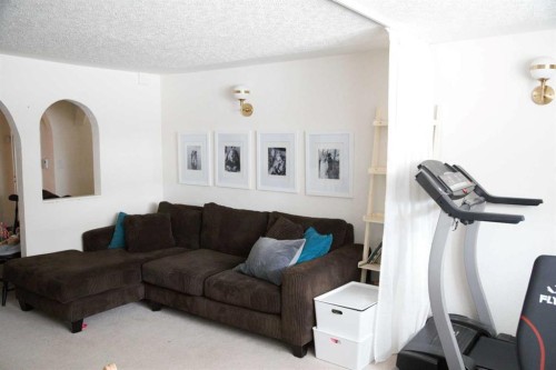 64 Hartford Road Nw, Calgary, AB - Indoor Photo Showing Gym Room