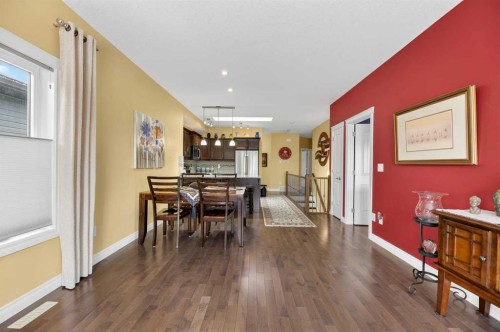 14 Violet Close, Olds, AB - Indoor