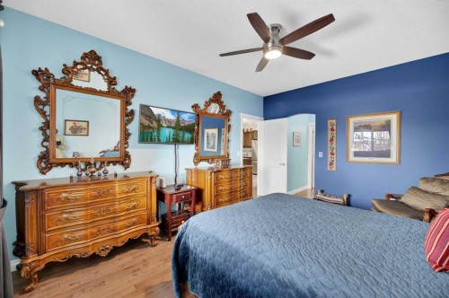 14 Violet Close, Olds, AB - Indoor Photo Showing Bedroom