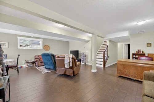 14 Violet Close, Olds, AB - Indoor