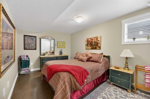 14 Violet Close, Olds, AB - Indoor Photo Showing Bedroom